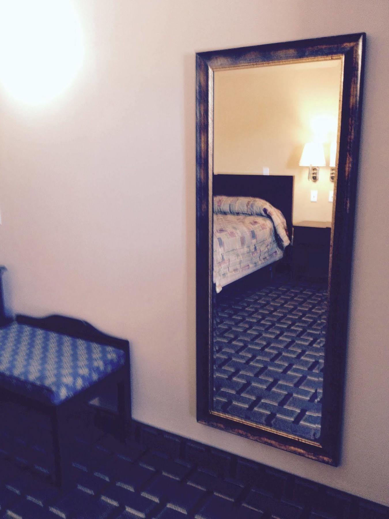 كيسيمي Budget Inn East المظهر الخارجي الصورة
